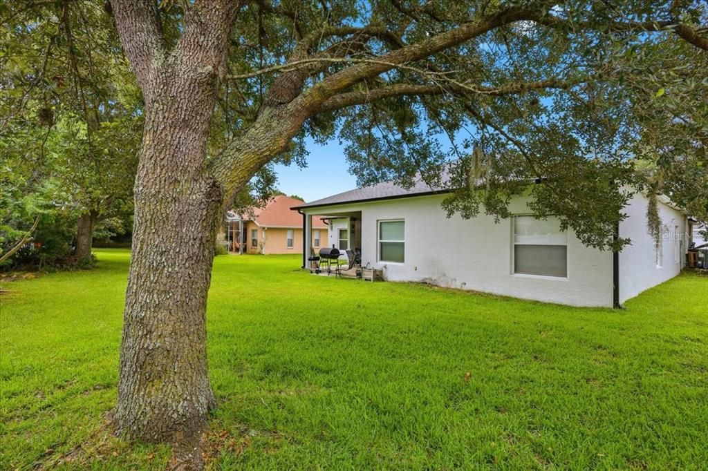 For Sale: $375,000 (4 beds, 2 baths, 2340 Square Feet)