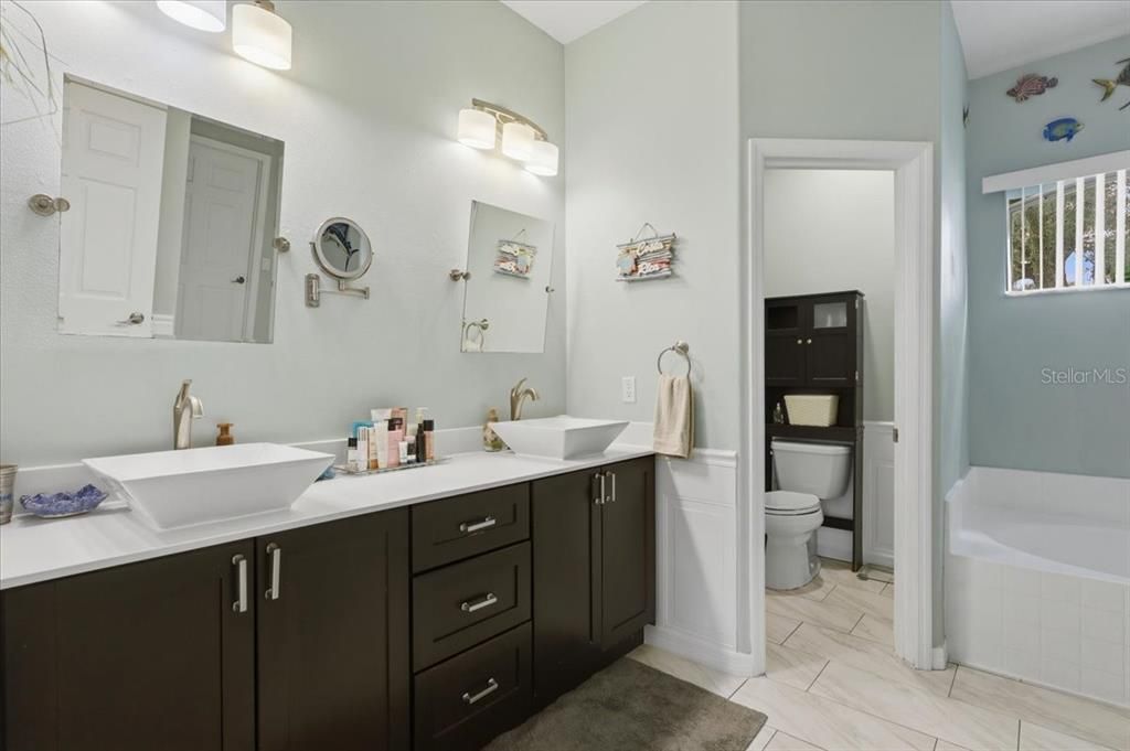 For Sale: $375,000 (4 beds, 2 baths, 2340 Square Feet)