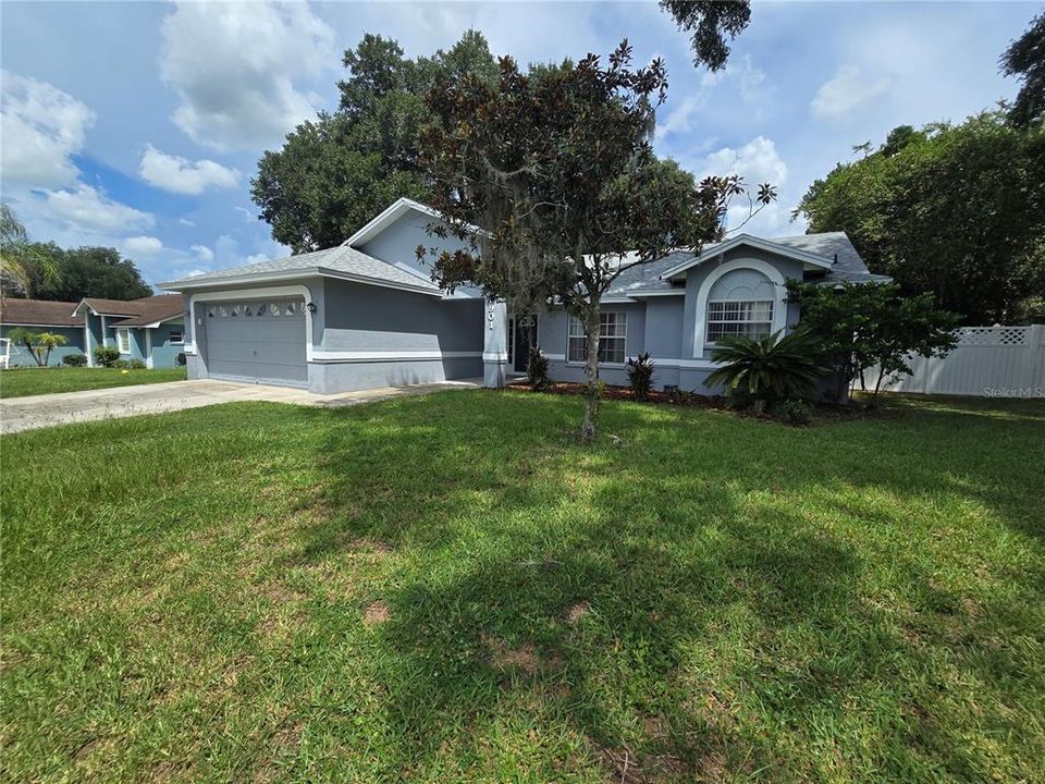 For Rent: $2,600 (3 beds, 2 baths, 1869 Square Feet)