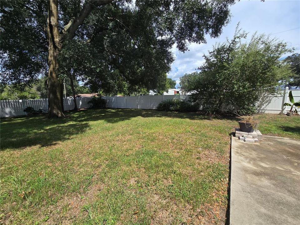 For Rent: $2,600 (3 beds, 2 baths, 1869 Square Feet)