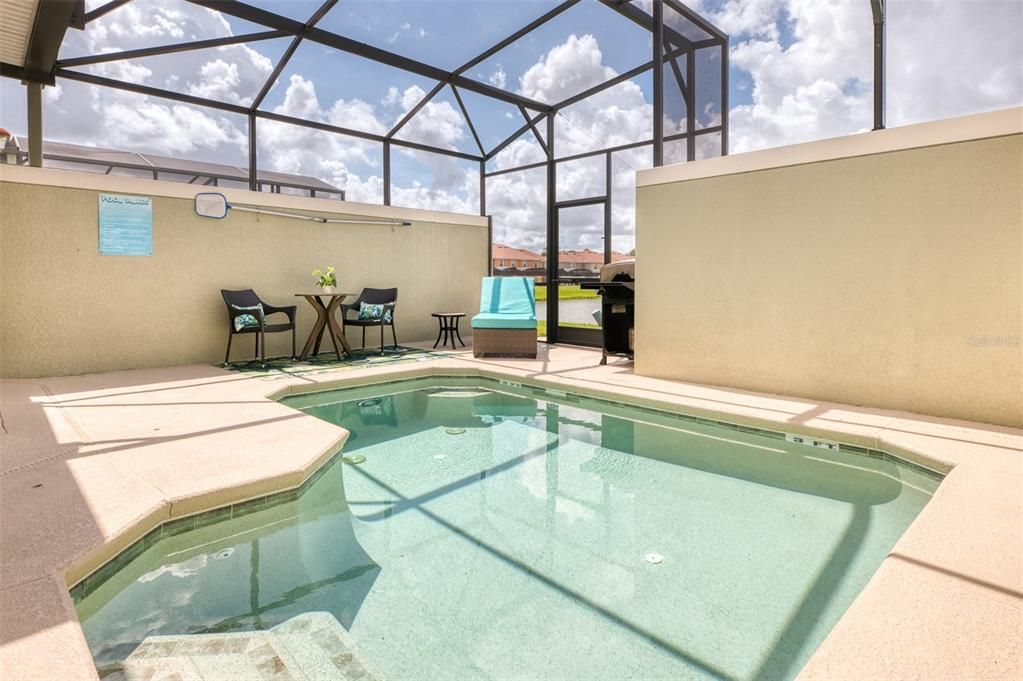 En Venta: $490,000 (5 camas, 4 baños, 2024 Pies cuadrados)