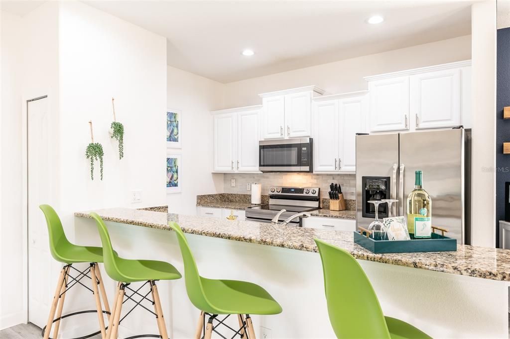 En Venta: $490,000 (5 camas, 4 baños, 2024 Pies cuadrados)