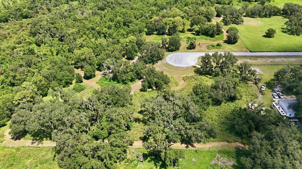 待售: $399,000 (5.11 acres)