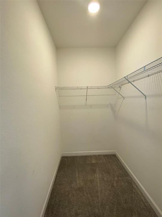 En Renta: $2,499 (4 camas, 3 baños, 2156 Pies cuadrados)