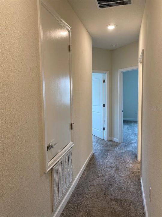 En Renta: $2,499 (4 camas, 3 baños, 2156 Pies cuadrados)
