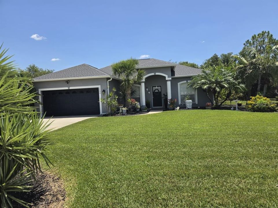 En Venta: $474,999 (3 camas, 2 baños, 1576 Pies cuadrados)