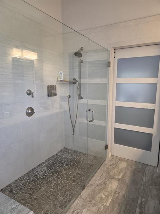 En Venta: $474,999 (3 camas, 2 baños, 1576 Pies cuadrados)