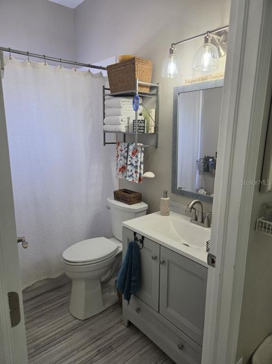 En Venta: $474,999 (3 camas, 2 baños, 1576 Pies cuadrados)