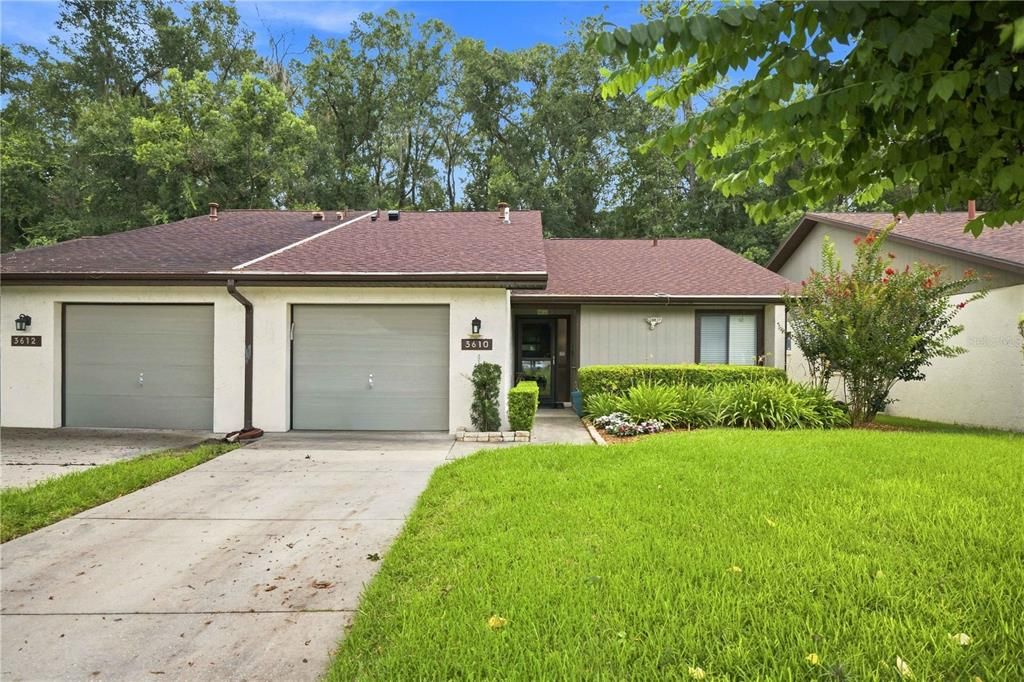 На продажу: $249,999 (2 спален, 2 ванн, 1810 Квадратных фут)