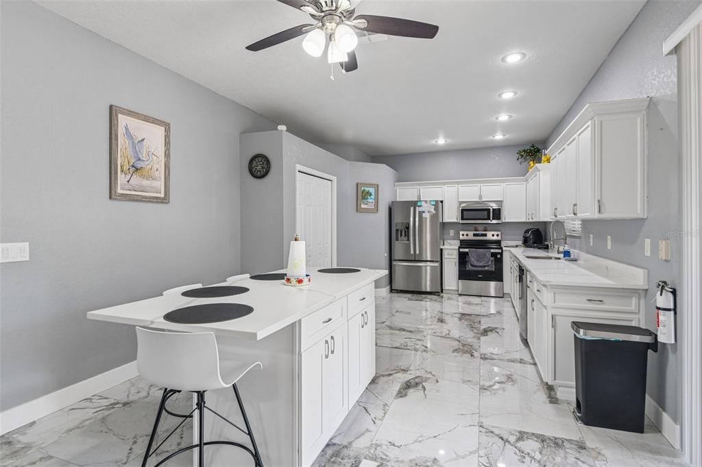 For Sale: $600,000 (4 beds, 3 baths, 2452 Square Feet)