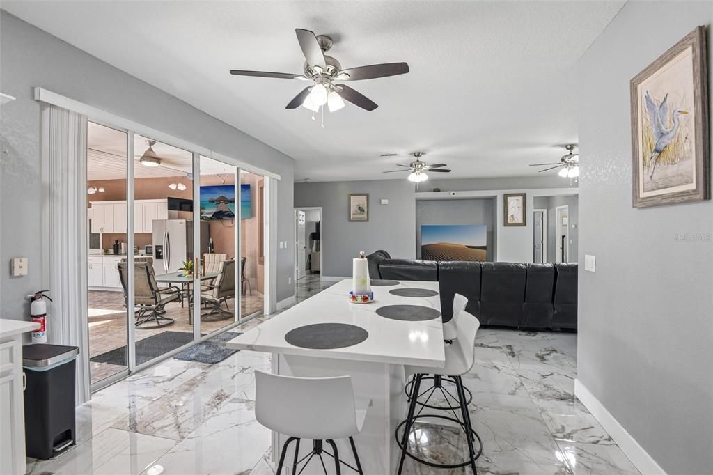 For Sale: $600,000 (4 beds, 3 baths, 2452 Square Feet)