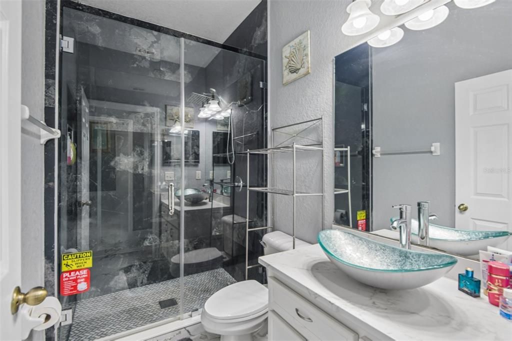 For Sale: $600,000 (4 beds, 3 baths, 2452 Square Feet)