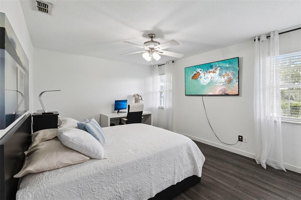 En Venta: $899,000 (5 camas, 3 baños, 5194 Pies cuadrados)