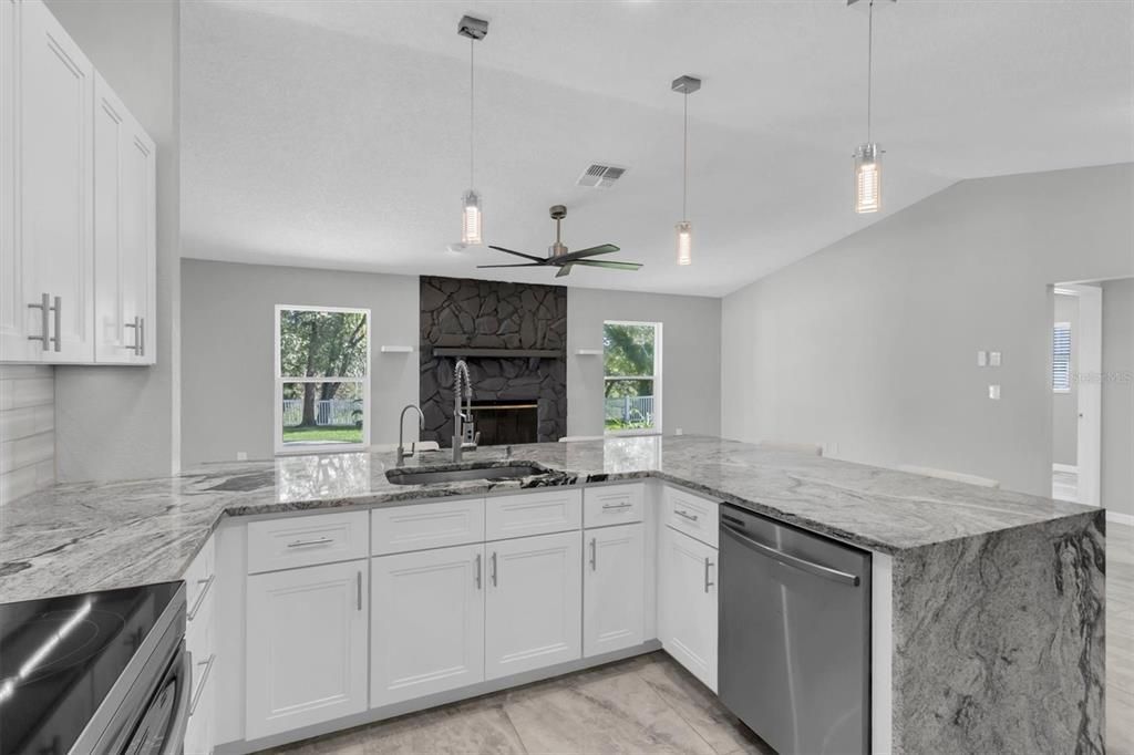 For Sale: $415,000 (3 beds, 2 baths, 1743 Square Feet)
