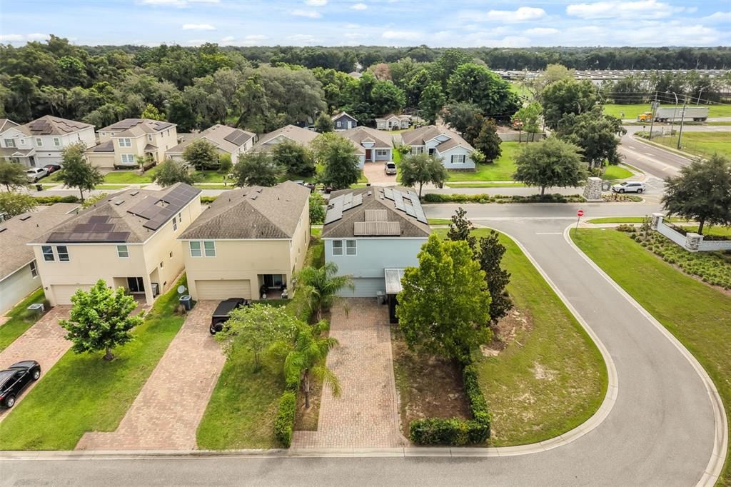 For Sale: $409,900 (3 beds, 2 baths, 2352 Square Feet)
