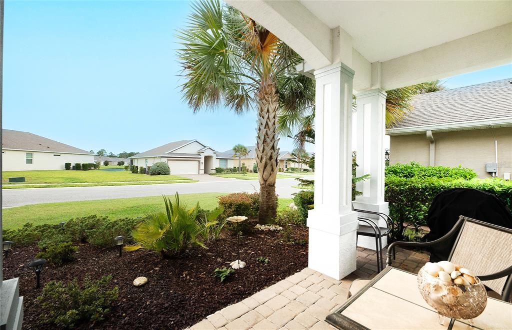 For Sale: $369,000 (3 beds, 2 baths, 1595 Square Feet)