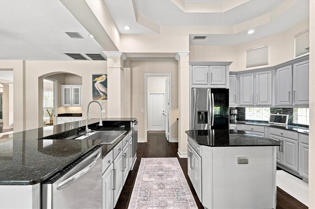 En Venta: $1,325,000 (3 camas, 3 baños, 3406 Pies cuadrados)