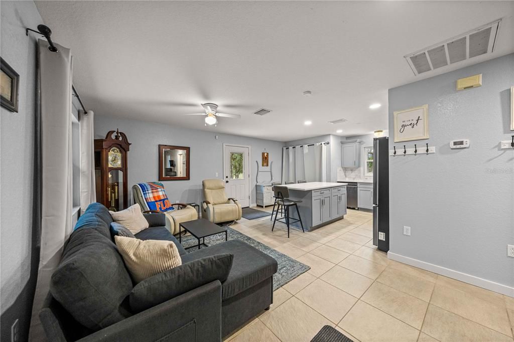 En Venta: $469,900 (2 camas, 2 baños, 1008 Pies cuadrados)
