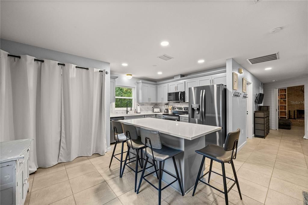 En Venta: $469,900 (2 camas, 2 baños, 1008 Pies cuadrados)
