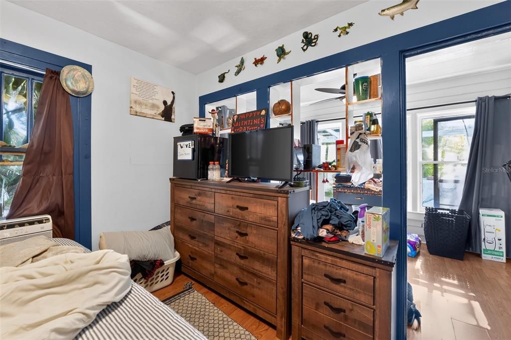 En Venta: $299,900 (3 camas, 2 baños, 1343 Pies cuadrados)