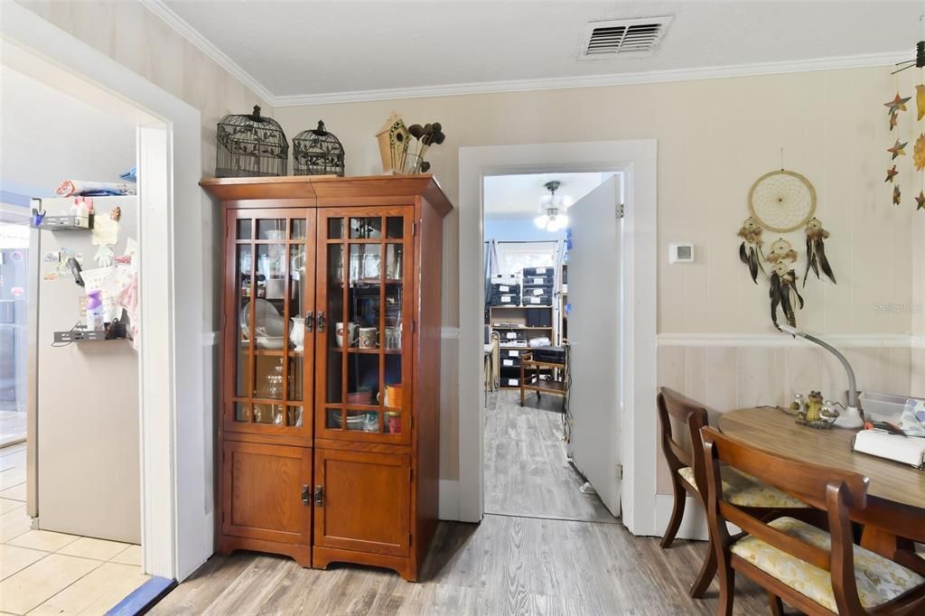 En Venta: $299,900 (3 camas, 2 baños, 1343 Pies cuadrados)