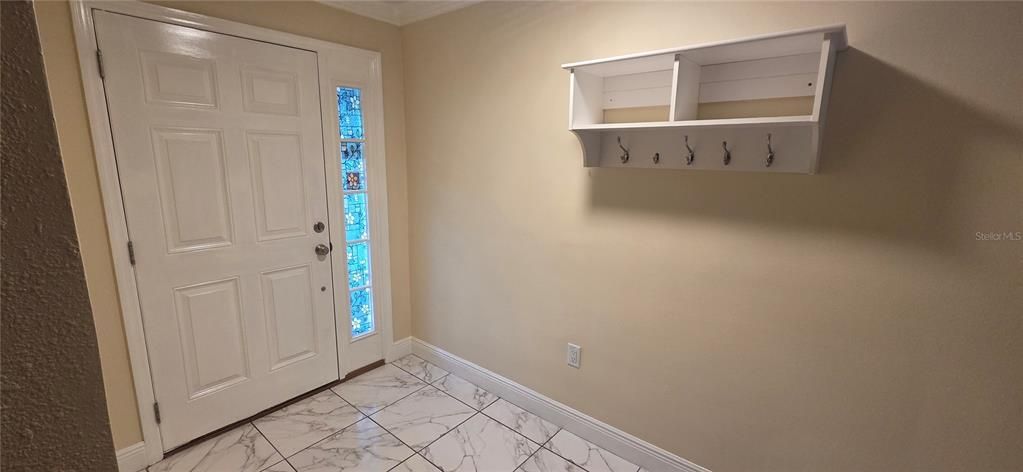 For Sale: $560,000 (4 beds, 2 baths, 1801 Square Feet)