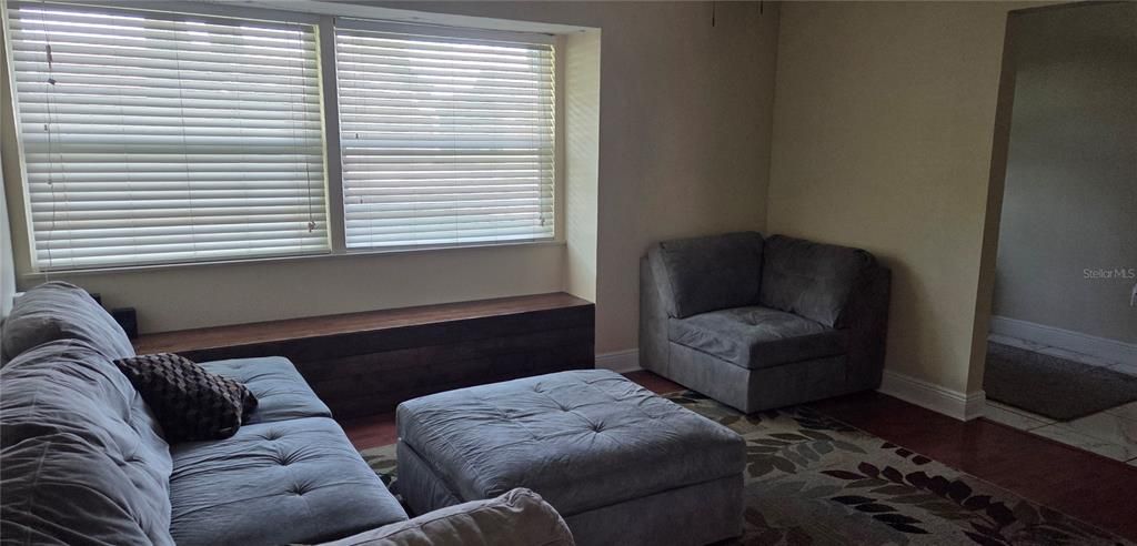 For Sale: $560,000 (4 beds, 2 baths, 1801 Square Feet)
