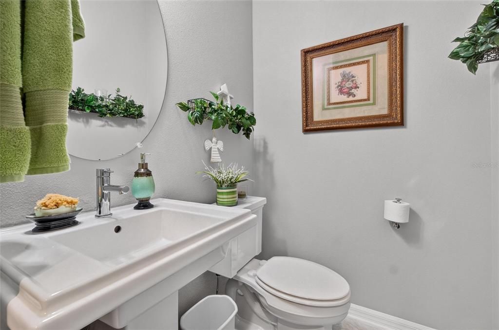 En Venta: $759,900 (3 camas, 2 baños, 2199 Pies cuadrados)