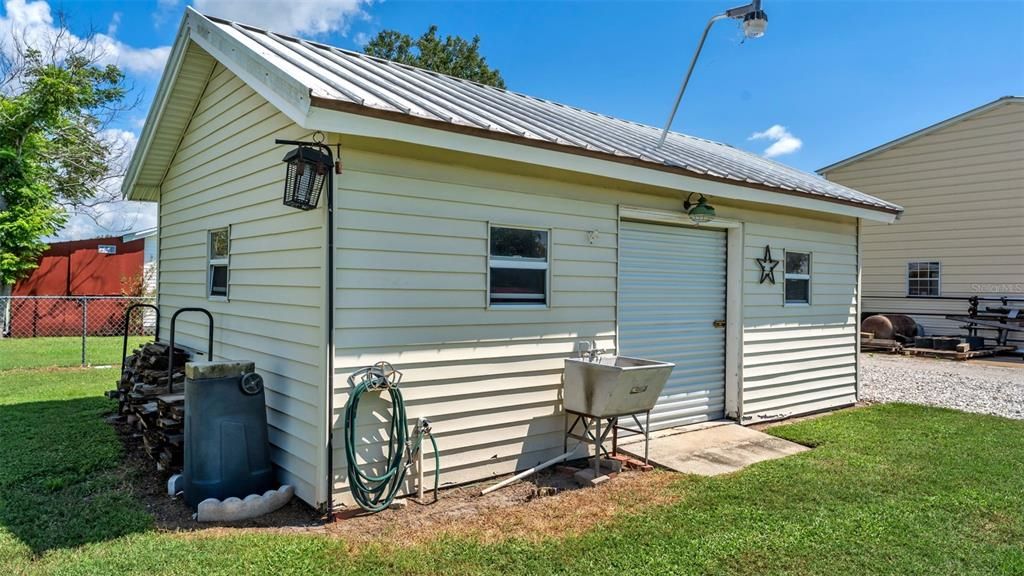 На продажу: $355,000 (3 спален, 2 ванн, 1836 Квадратных фут)