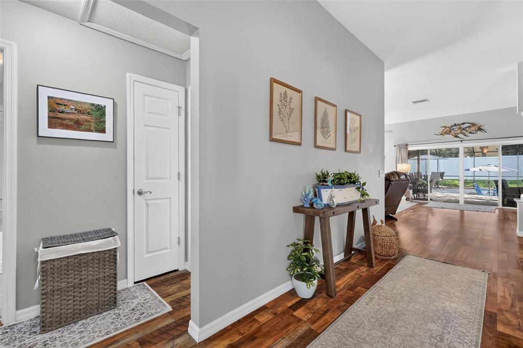 For Sale: $479,000 (3 beds, 2 baths, 2006 Square Feet)