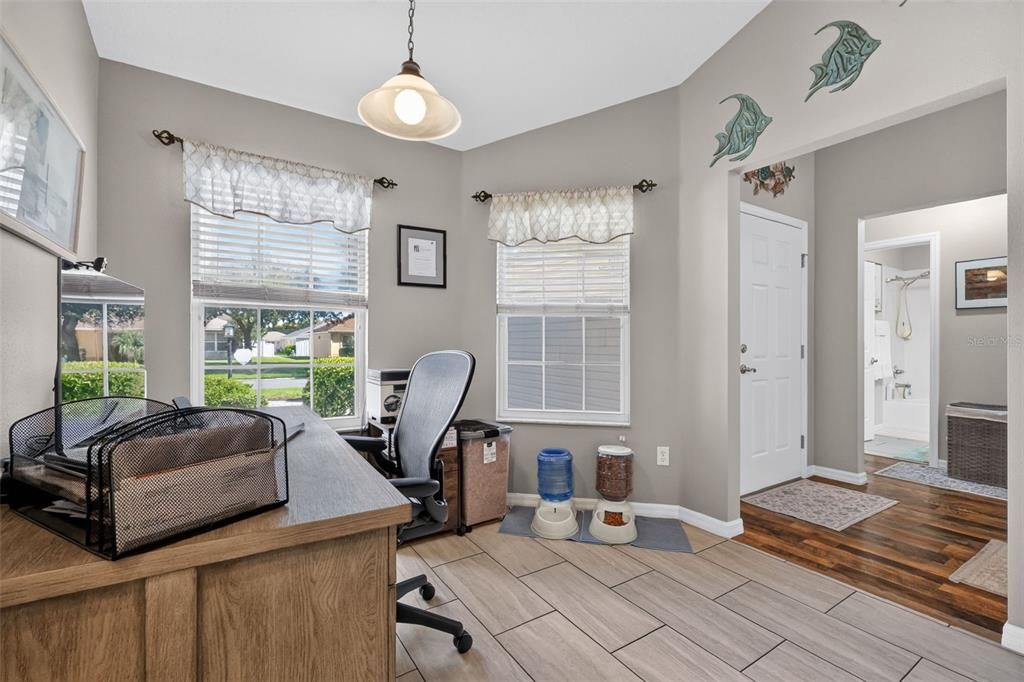 For Sale: $479,000 (3 beds, 2 baths, 2006 Square Feet)