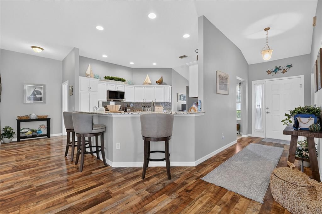 For Sale: $479,000 (3 beds, 2 baths, 2006 Square Feet)