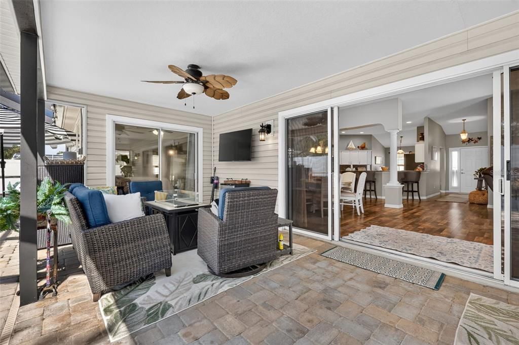For Sale: $479,000 (3 beds, 2 baths, 2006 Square Feet)