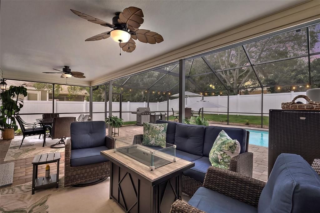 For Sale: $479,000 (3 beds, 2 baths, 2006 Square Feet)