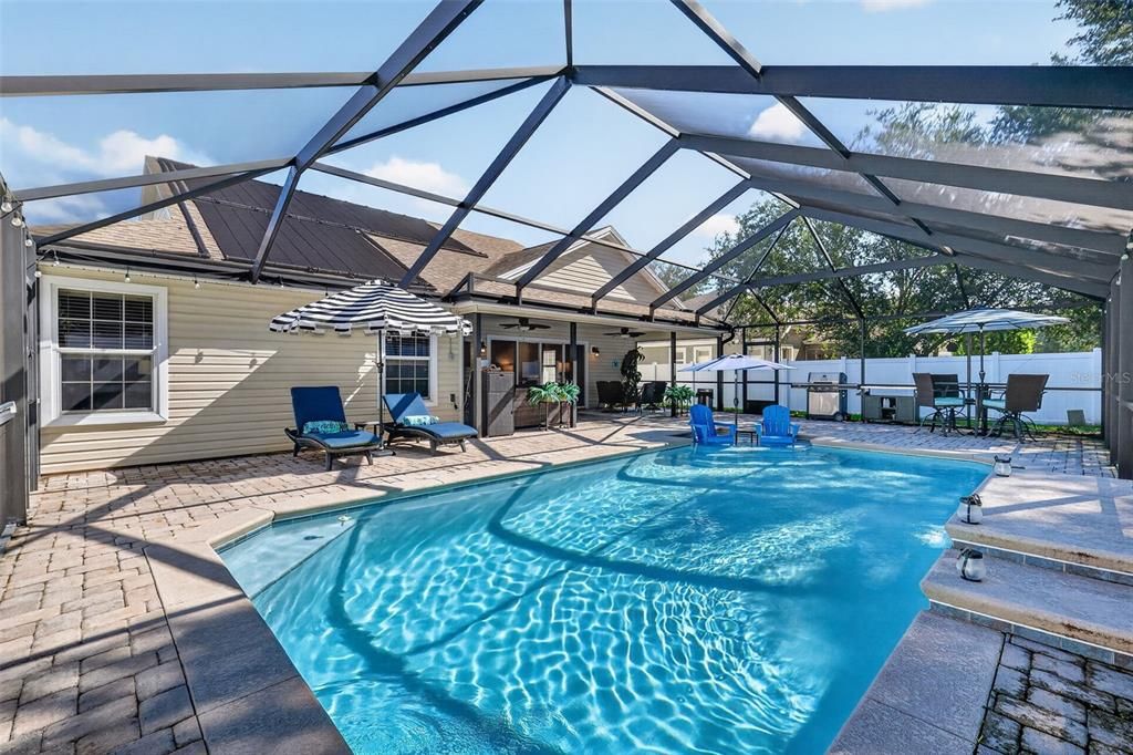 For Sale: $479,000 (3 beds, 2 baths, 2006 Square Feet)