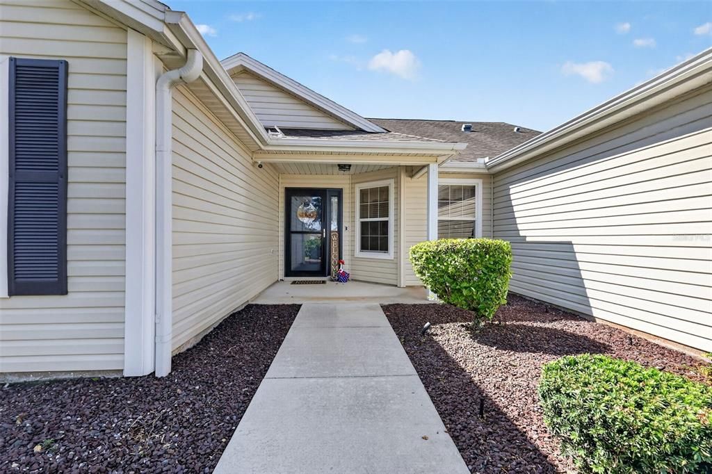 For Sale: $479,000 (3 beds, 2 baths, 2006 Square Feet)