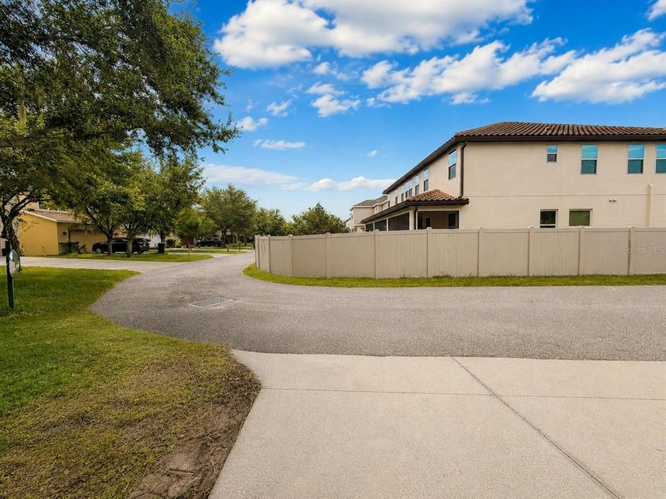 В аренду: $2,950 (4 спален, 2 ванн, 2092 Квадратных фут)