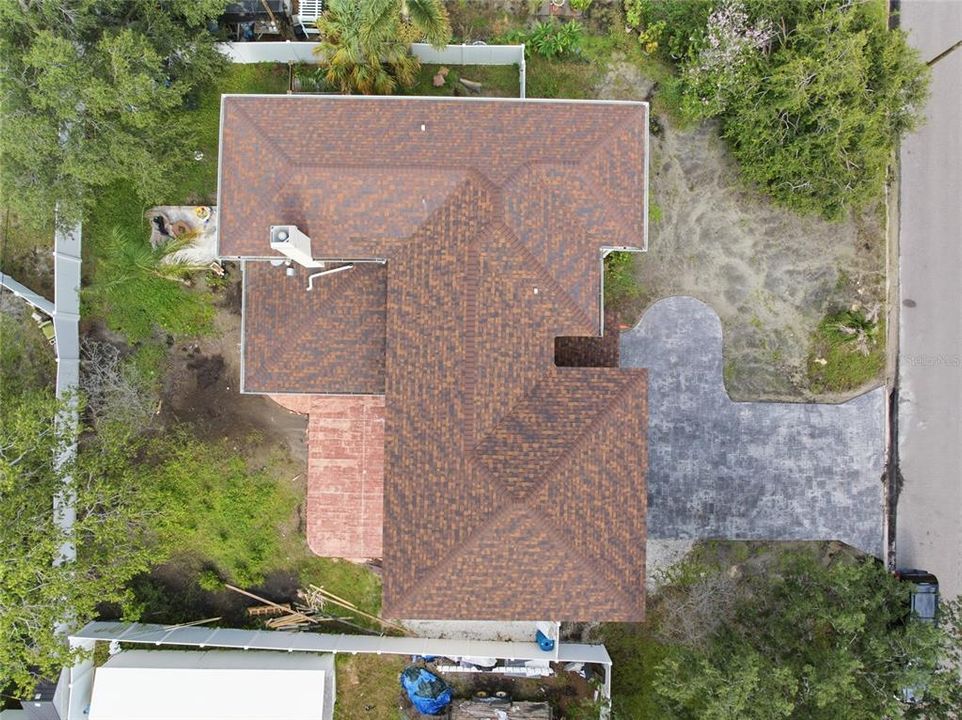 For Sale: $850,000 (5 beds, 3 baths, 2904 Square Feet)