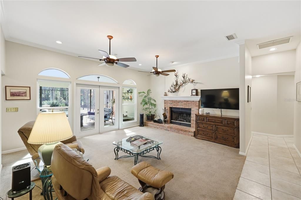 For Sale: $719,000 (4 beds, 3 baths, 2696 Square Feet)