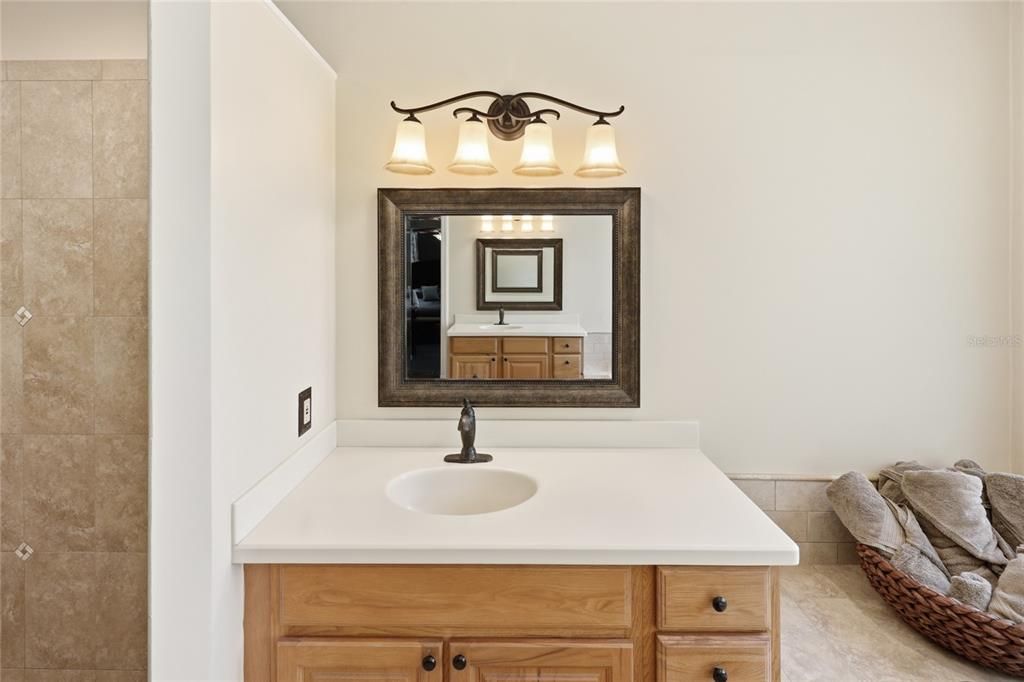 For Sale: $719,000 (4 beds, 3 baths, 2696 Square Feet)
