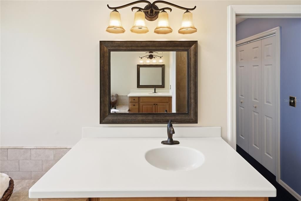 For Sale: $719,000 (4 beds, 3 baths, 2696 Square Feet)