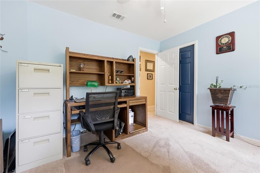 For Sale: $719,000 (4 beds, 3 baths, 2696 Square Feet)