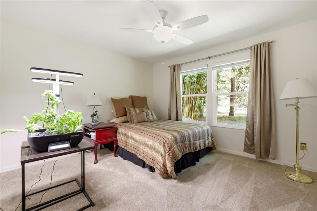 For Sale: $719,000 (4 beds, 3 baths, 2696 Square Feet)