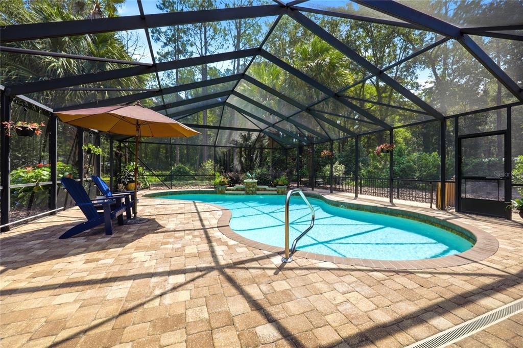 For Sale: $719,000 (4 beds, 3 baths, 2696 Square Feet)