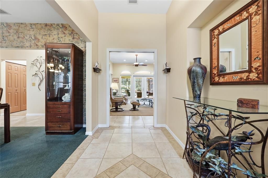 For Sale: $719,000 (4 beds, 3 baths, 2696 Square Feet)