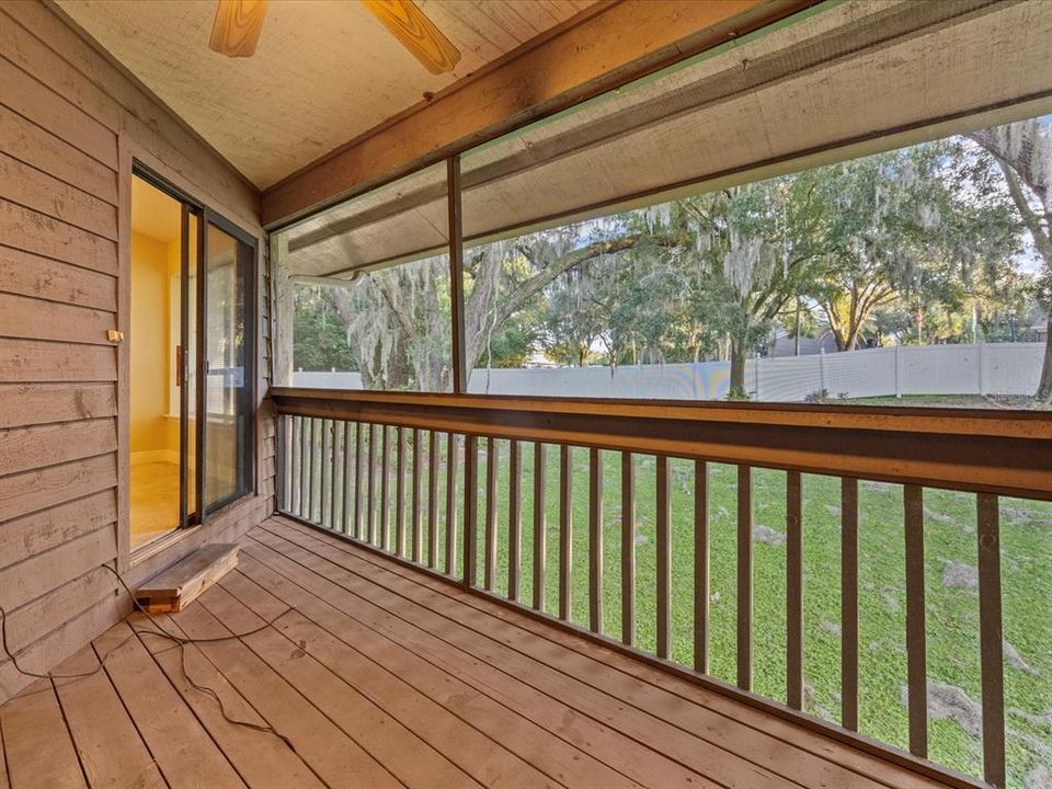En Venta: $285,000 (3 camas, 2 baños, 1314 Pies cuadrados)