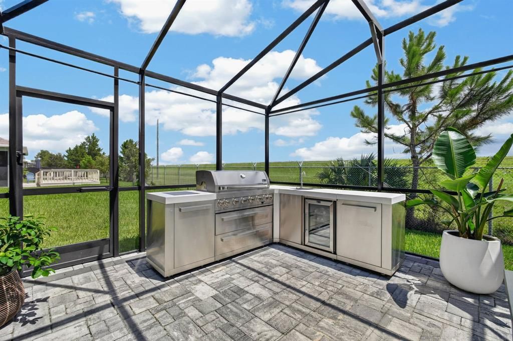 For Sale: $400,000 (4 beds, 2 baths, 1836 Square Feet)