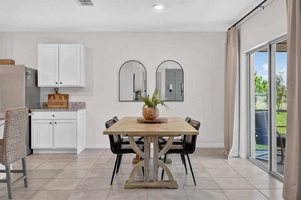 For Sale: $400,000 (4 beds, 2 baths, 1836 Square Feet)