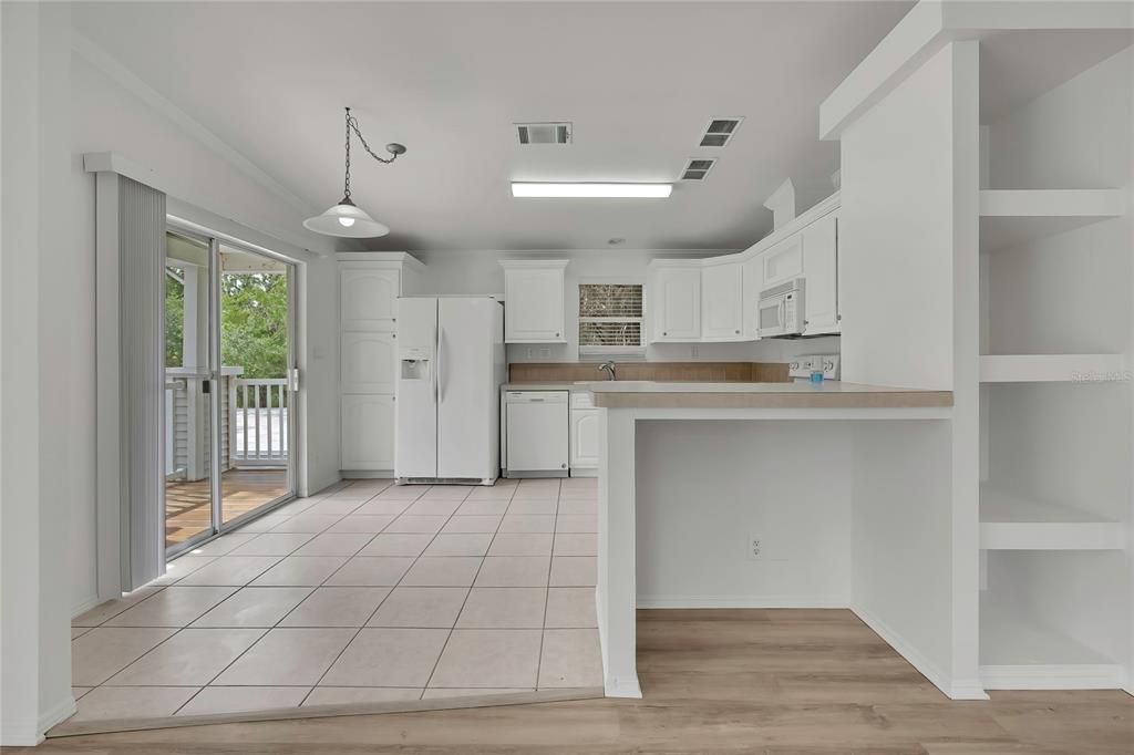 For Sale: $495,000 (3 beds, 2 baths, 1188 Square Feet)
