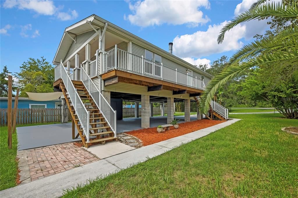 For Sale: $495,000 (3 beds, 2 baths, 1188 Square Feet)